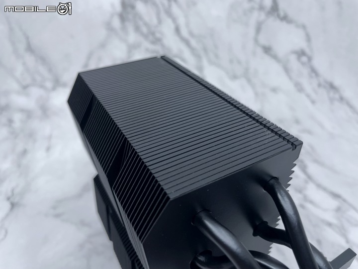 [開箱] 堅持你的信仰 AC Freezer i35 A-RGB CPU散熱器