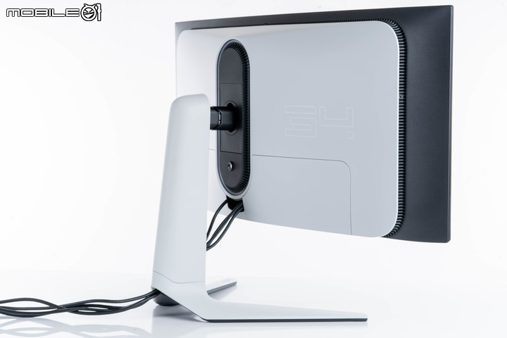 Dell Alienware 34 AW3423DW QD-OLED 量子點電競曲面螢幕開箱試用 以頂尖畫質滿足玩家感受