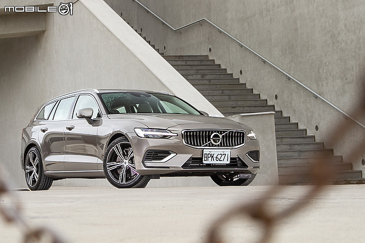 Volvo V60 Recharge T8試駕∣不畏旅程焦慮 盡享生活樂趣