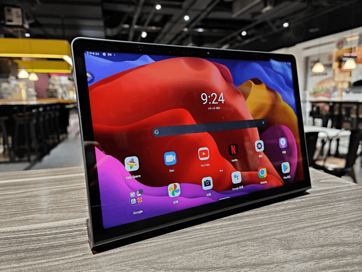 造型獨特的捲軸型態娛樂平板 Lenovo Yoga Tab 11 上手玩~