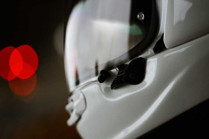 【開箱】日系質感休旅全罩 ARAI Astro GX