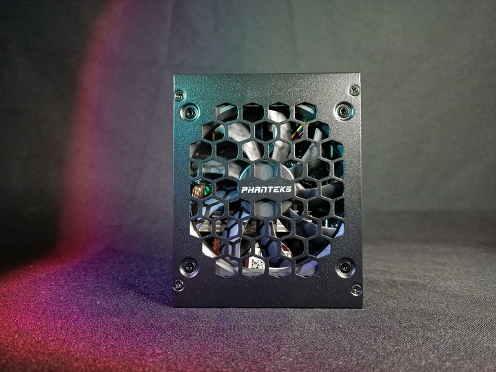 三種願望一次滿足 Phanteks Evolv Shift XT + Phanteks Revolt SFX金牌 650W 開箱評測