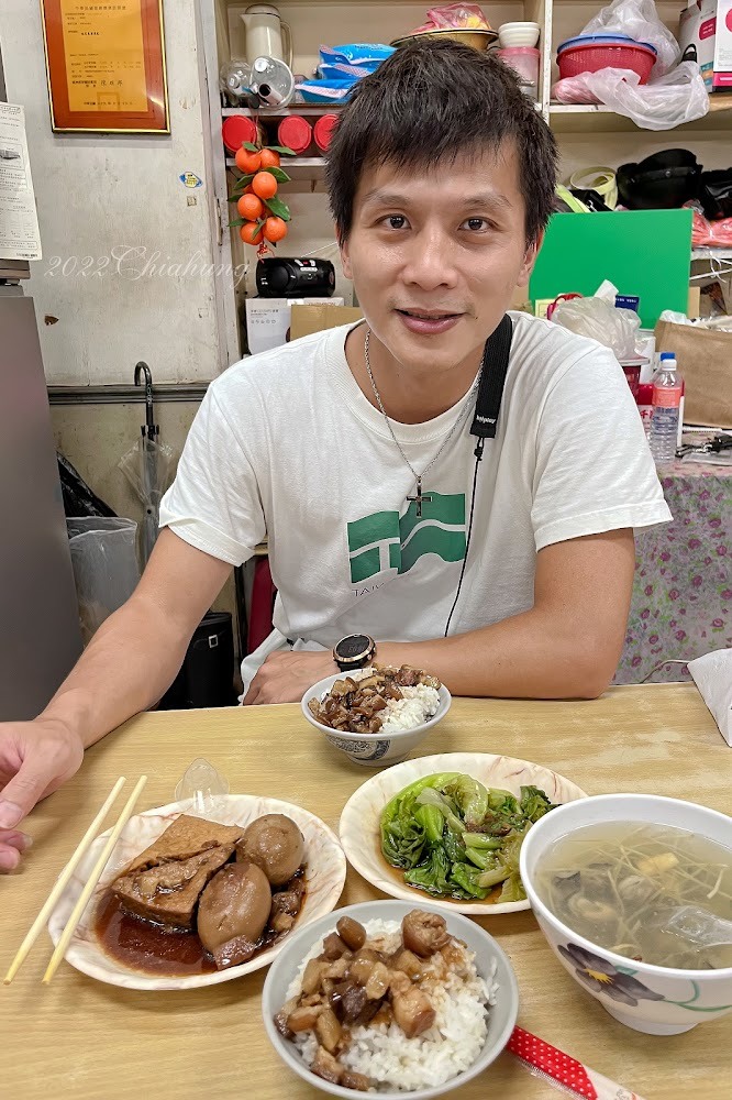 點我看大圖 結婚八週年摩托車環島