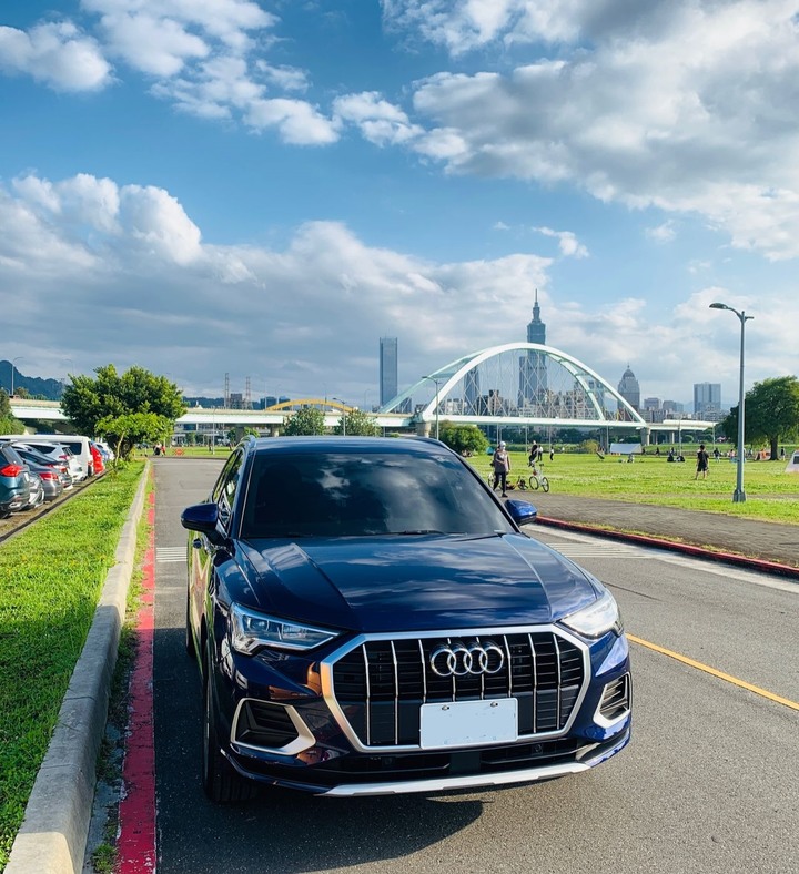 Audi 2022 Q3 SUV 35 TFSI Advanced換車及開箱心得 (文長圖多)