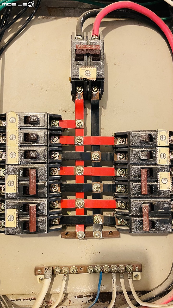 老宅裝修日誌……廢墟裝修進行中 Part III 之如圖施工很難嗎?!?!