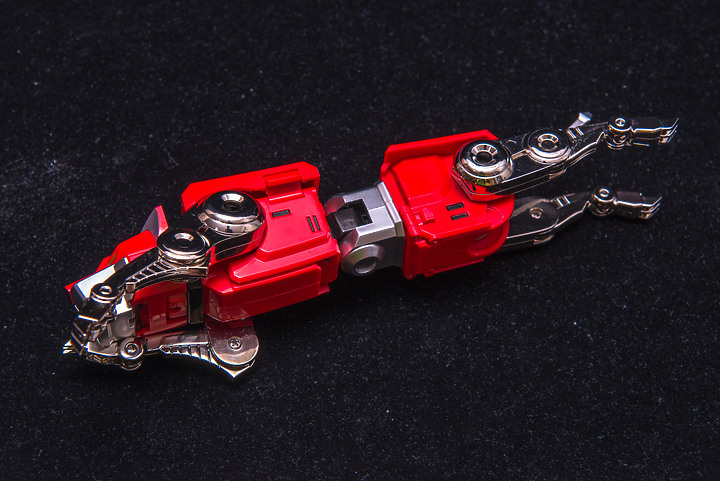 Blitzway × 5PRO STUDIO CARBOTIX《聖戰士》VOLTRON