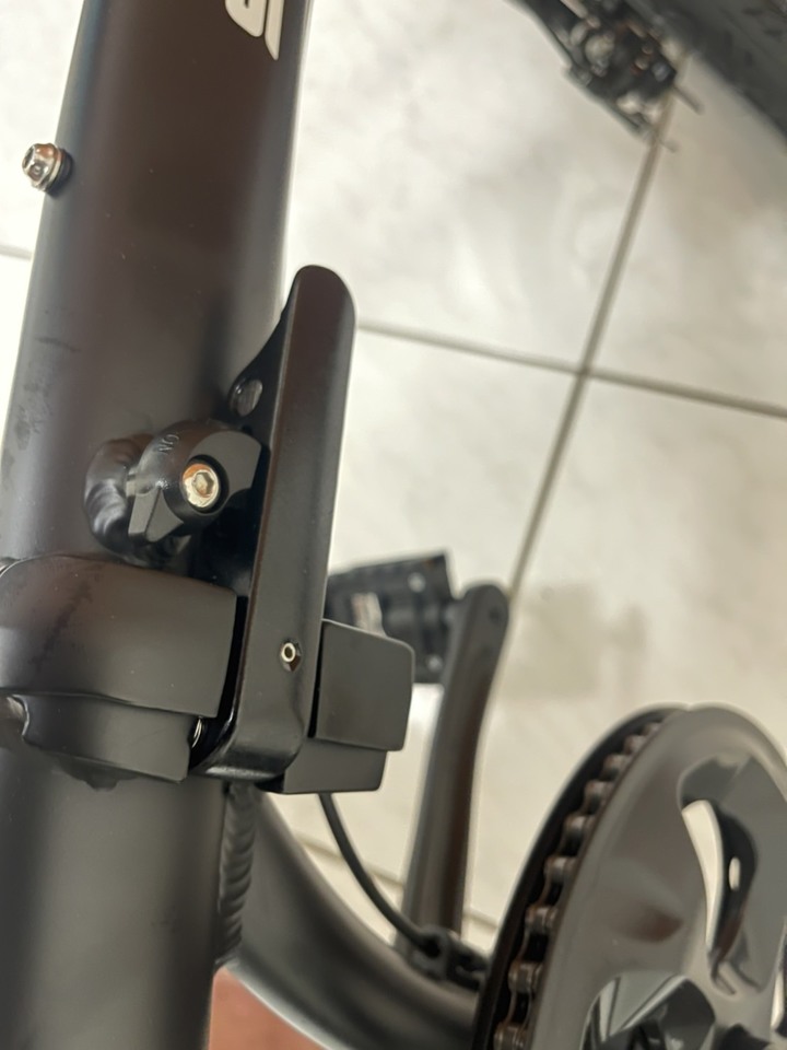 新歡SDPRO shimano 內變三速 16吋 鋁合金折疊車,再會了MINT ....