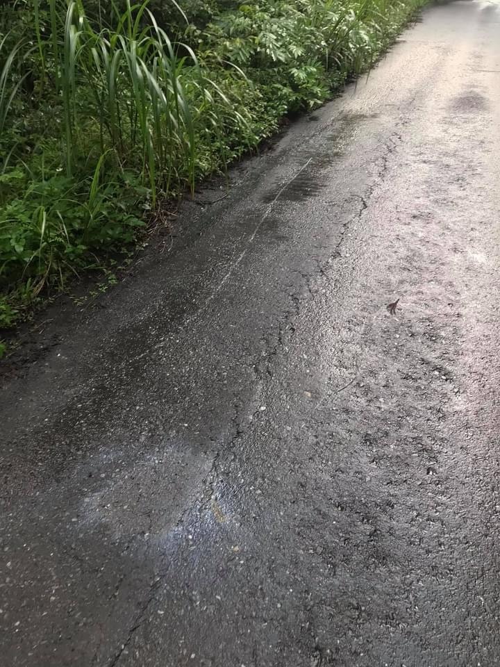 下雨天越野是不好的行為