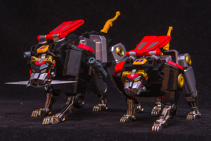 Blitzway × 5PRO STUDIO CARBOTIX《聖戰士》VOLTRON