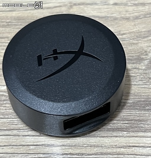 點我看大圖 開箱 HyperX 輕量遊戲滑鼠 Pulsefire Haste 無線版