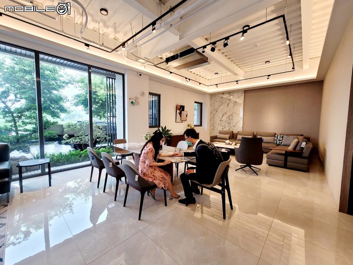 【家具心得】這邊的茶几跟家具都超美的! 台中A+A家具旗艦店