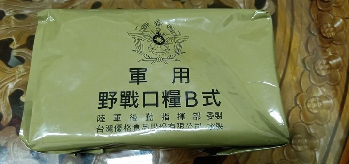點我看大圖 國軍罐頭你們吃過多少呢?
