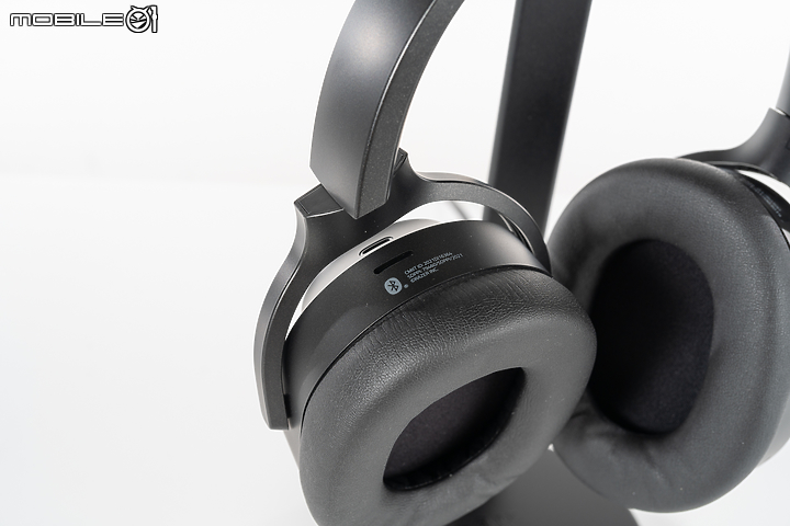 Razer Barracuda Pro 藍牙降噪耳機 續航出色更具備沈浸式聽感！