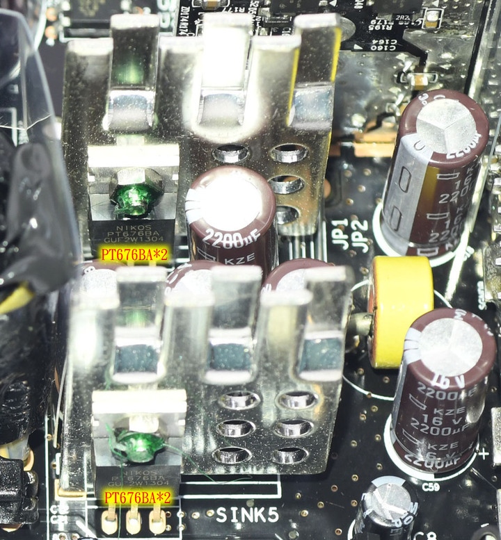 AORUS AP750GM 750W金牌全模組化電源開箱