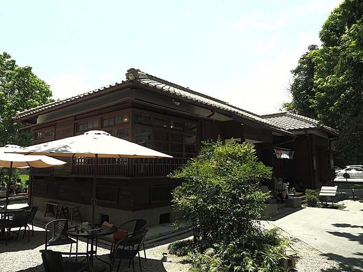 花蓮市 咖逼小売所|斗宅。揀茶舍|縣定古蹟檢察長宿舍 — 由雙柴招待的日治時期高等官舍咖啡館