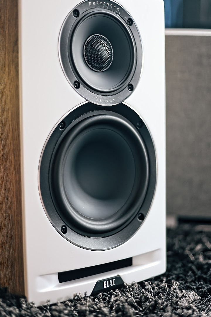 ELAC Uni-Fi Reference UBR62 書架喇叭，小冠頭的不專業開箱！