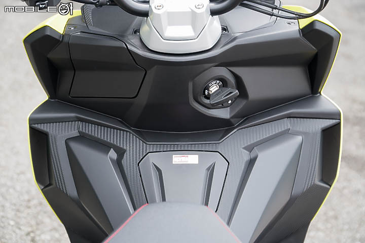 【採訪】aprilia SR-GT 200 正式上市！義式跨界風白牌速可達來襲！