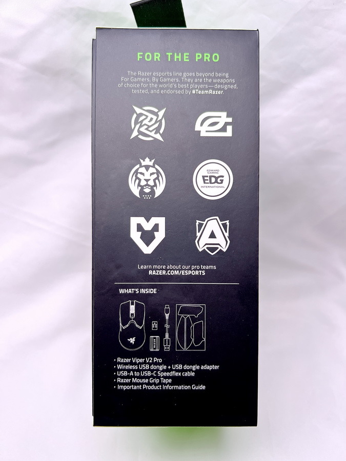 RAZER 雷蛇 VIPER V2 PRO 無線電競滑鼠 - 極輕量 58克、超高 30000 DPI