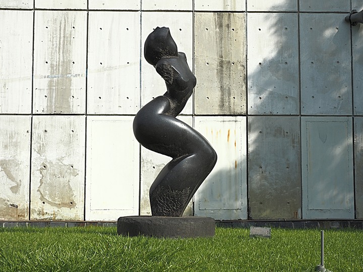 花蓮市 花蓮港鳥踏石公園｜海軍殉難四戰士紀念碑｜石雕公園 — 大清早到花蓮港邊大口深呼吸 — 翰品酒店「大口深呼吸」活動