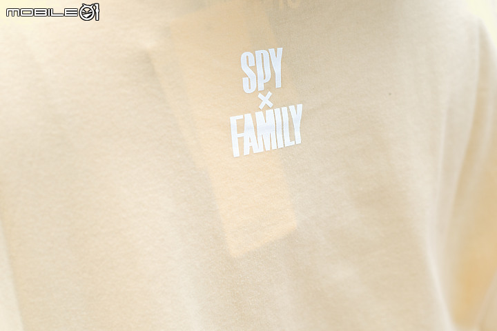 UNIQLO UT《SPYxFAMILY 間諜家家酒》開箱｜安妮亞想要這個！