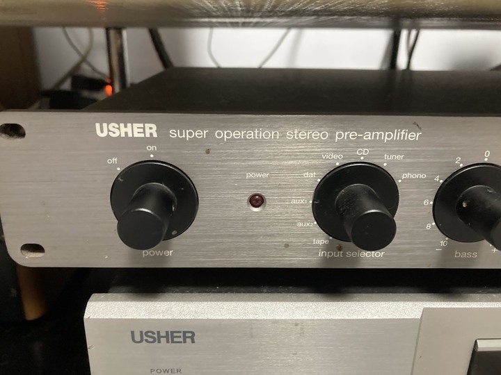 想請教各位專業音響大大，這組USHER 能賣到多少？？