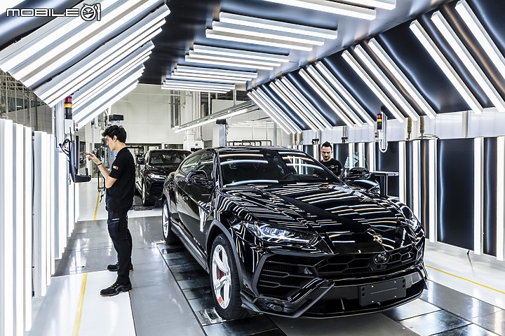 【海外新訊】快速累積驚人銷量,Lamborghini Urus僅花4年就達成2萬輛生產里程碑!