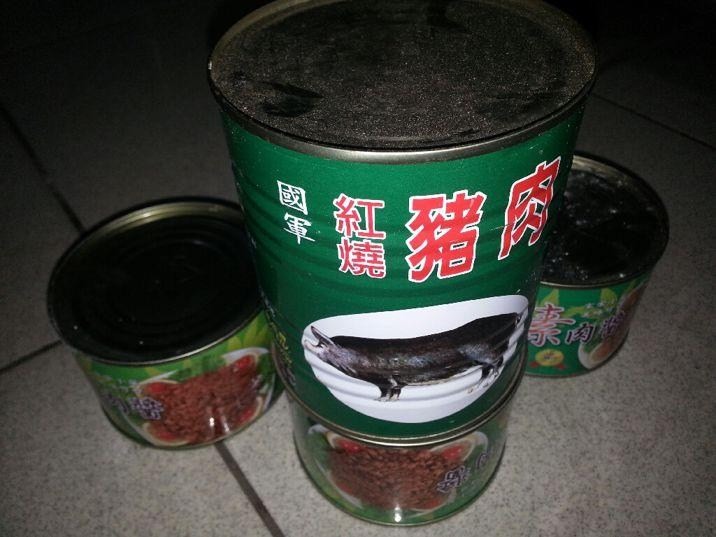 點我看大圖 國軍罐頭你們吃過多少呢?