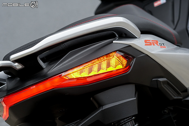 aprilia SR-GT 200 賽道試駕｜意外流暢的跨界歐風速可達