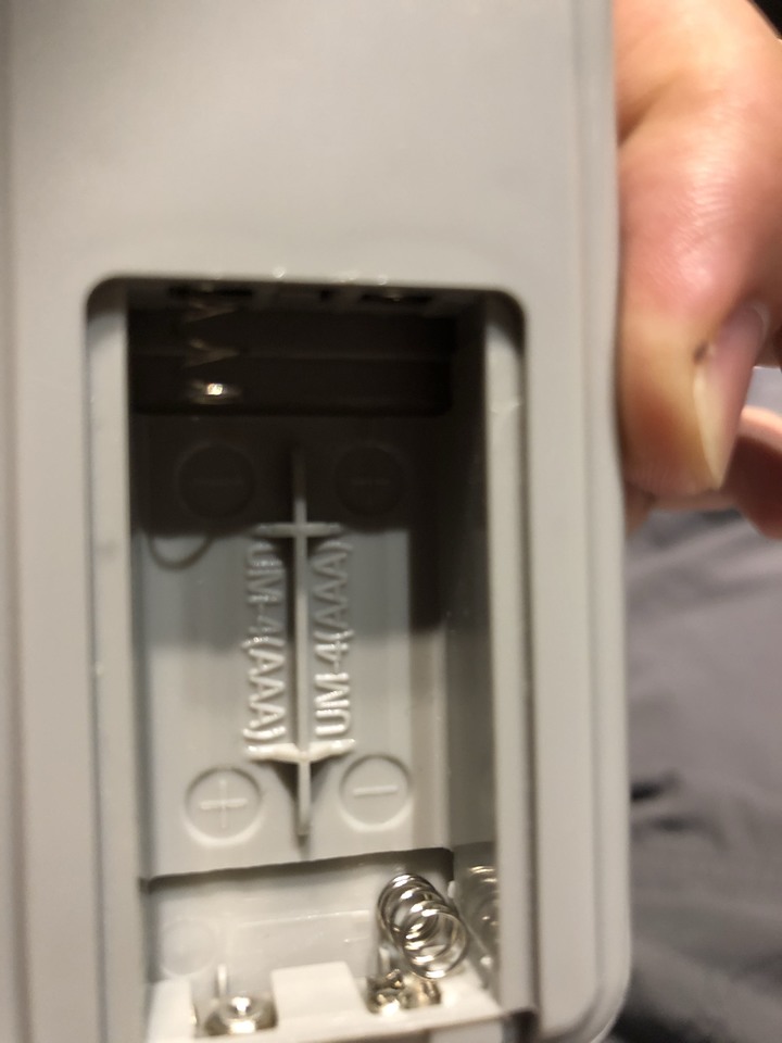 關於電池彈簧片的問題
