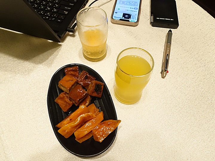 花蓮市 翰品酒店 — 充滿歡樂與童趣的親子飯店，泳池、宵夜、兒童專屬「歡樂森林」遊戲區，一應俱全