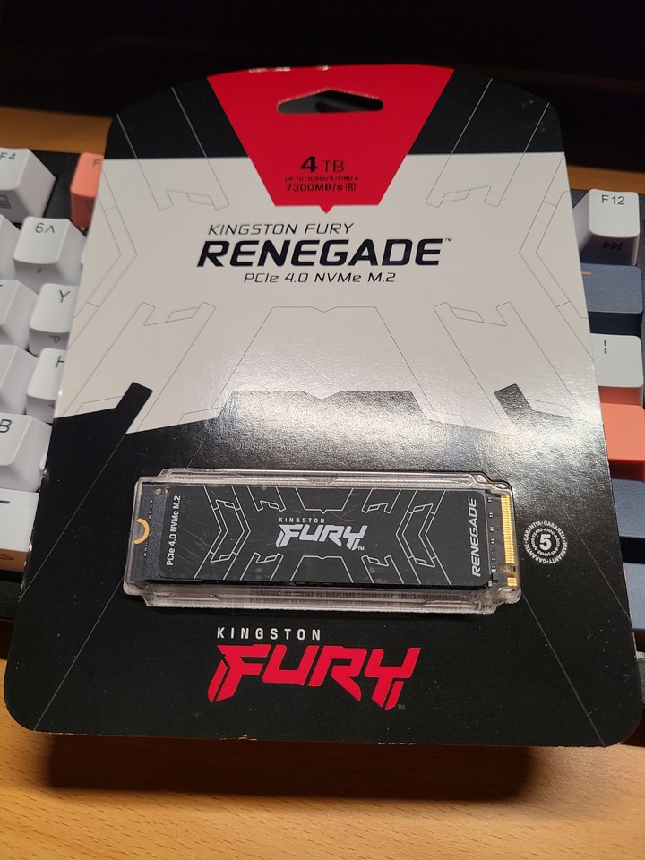 點我看大圖 (※更換網卡) ASUS G14 2022 月光白開箱 日規GA402RK-R76RX6800SWL