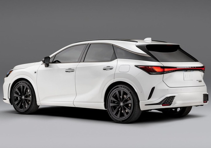 Lexus RX大改款加入2.4T油電新動力 預計2022年底上市