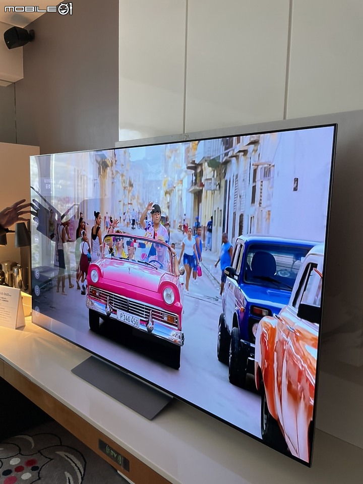 點我看大圖 【新品上市】LG OLED TV & Mobile01 獨家網友新品超豐富饗宴體驗會