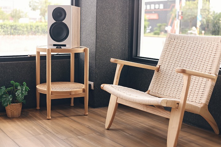 ELAC Uni-Fi Reference UBR62 書架喇叭，小冠頭的不專業開箱！