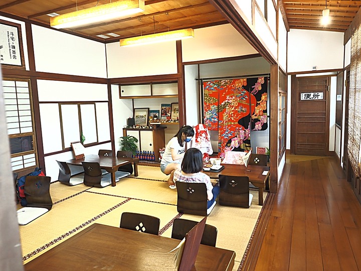 花蓮市 咖逼小売所|斗宅。揀茶舍|縣定古蹟檢察長宿舍 — 由雙柴招待的日治時期高等官舍咖啡館