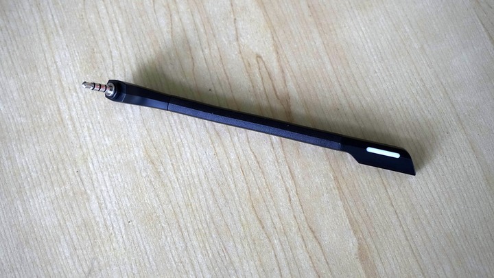 【開箱】朋友的新無線耳機! TT 幻銀 ARGENT H5 RGB 無線電競耳機簡單開箱