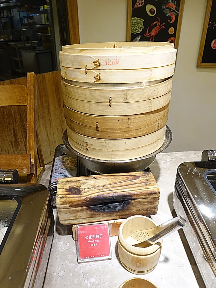 花蓮市 翰品酒店 — 充滿歡樂與童趣的親子飯店，泳池、宵夜、兒童專屬「歡樂森林」遊戲區，一應俱全