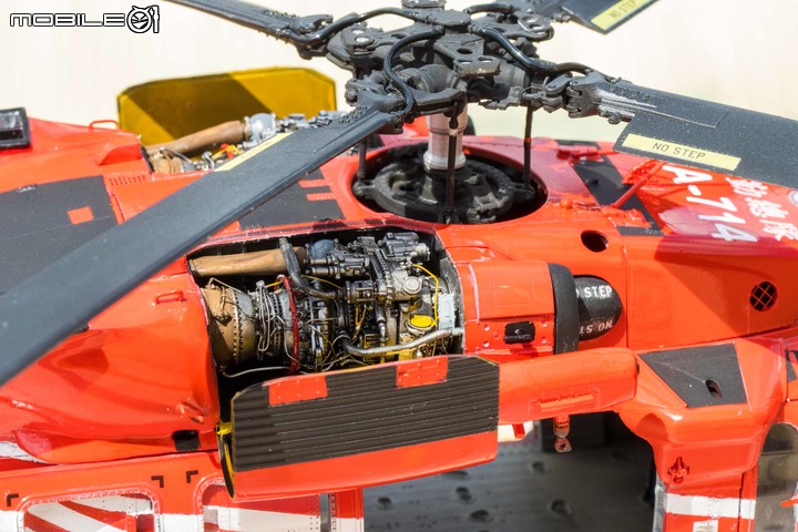 1/35 空中勤務總隊 UH-60M-14 NA-714 重裝型黑鷹直升機