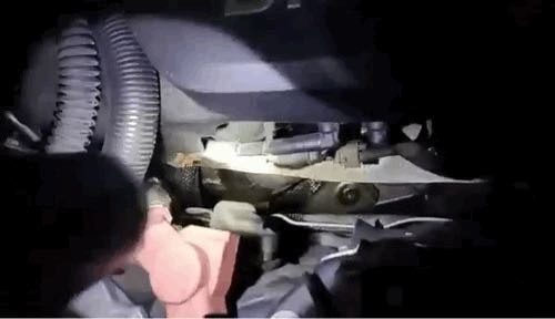 發車時發現冒煙