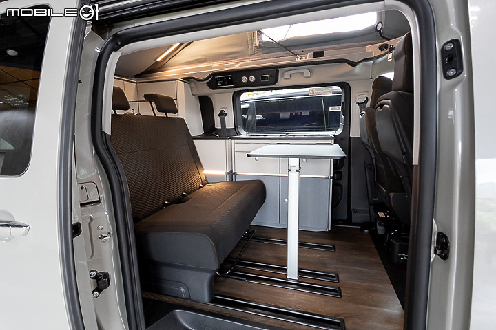 Toyota Crosscamp 實拍介紹|日系掀頂露營車國內首度現身!