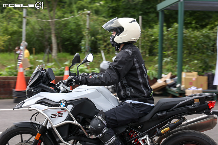 【採訪】BMW Motorrad On Road 安駕訓練 Level 1 平衡才能騎得順暢