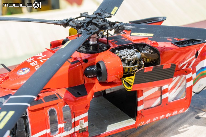 1/35 空中勤務總隊 UH-60M-14 NA-714 重裝型黑鷹直升機