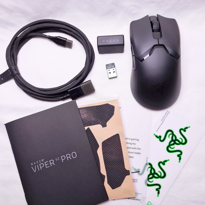 RAZER 雷蛇 VIPER V2 PRO 無線電競滑鼠 - 極輕量 58克、超高 30000 DPI