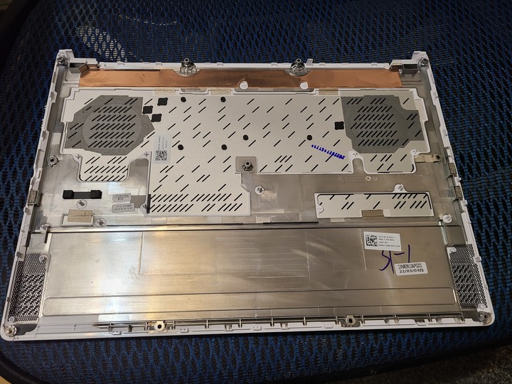 點我看大圖 (※更換網卡) ASUS G14 2022 月光白開箱 日規GA402RK-R76RX6800SWL