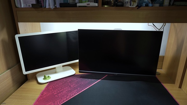 【開箱】學弟的新2K144Hz螢幕終於來了｜ROG Strix XG27AQ