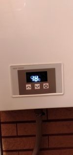林內的顯示面板真的很爛...