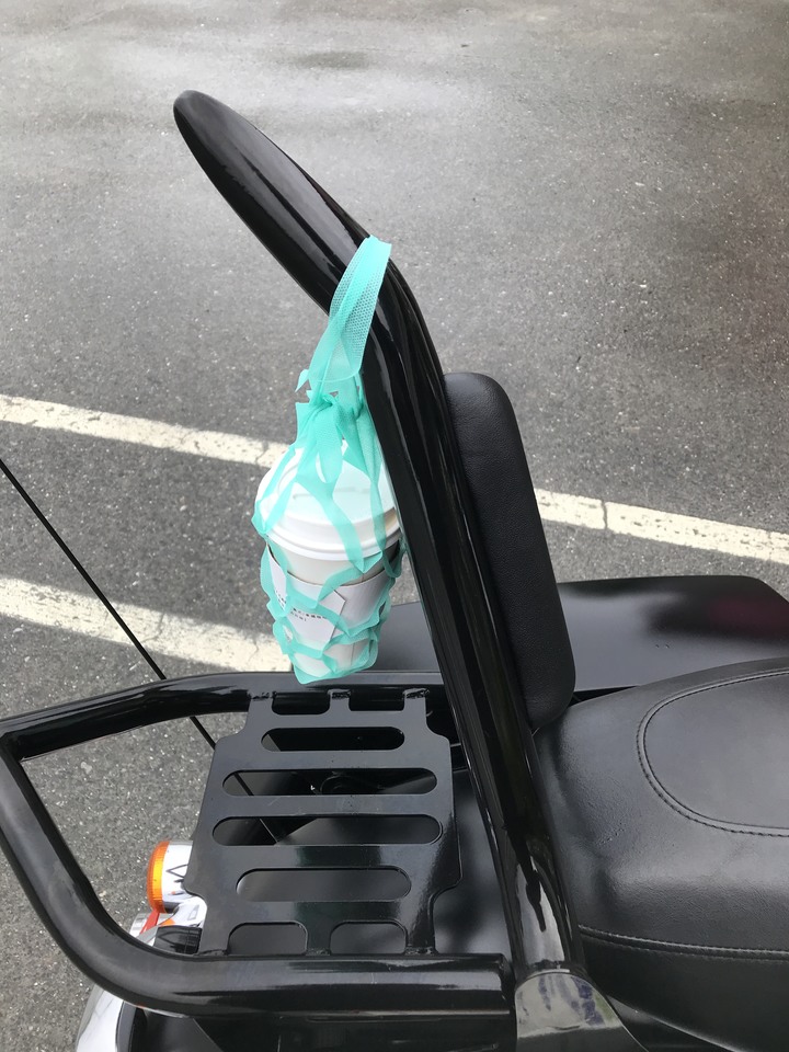 你有機車餐桌?