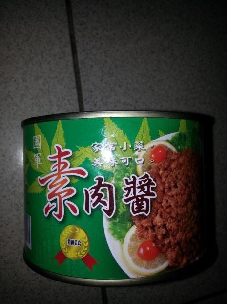 點我看大圖 國軍罐頭你們吃過多少呢?