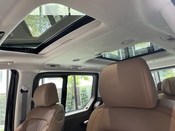 頂規版Staria CEO賞車心得分享