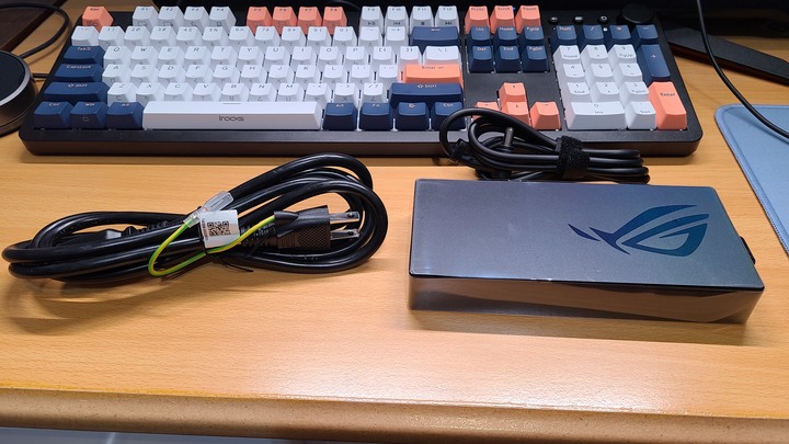 點我看大圖 (※更換網卡) ASUS G14 2022 月光白開箱 日規GA402RK-R76RX6800SWL